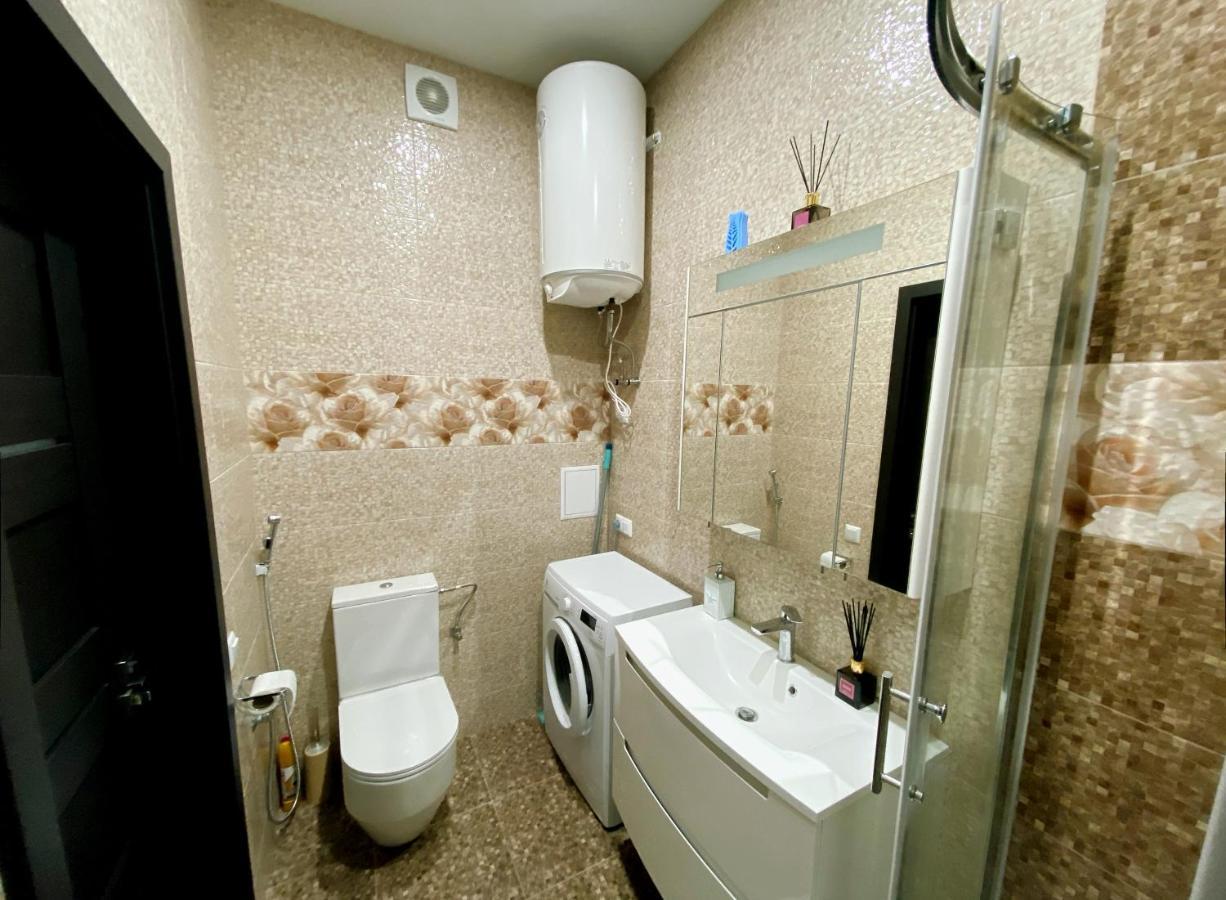 Italian Boulevard Modern Apartment 敖德萨 外观 照片